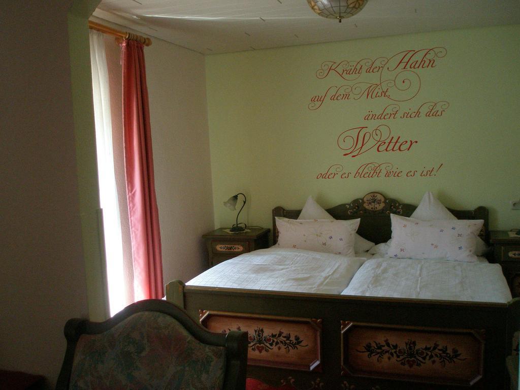 Landhotel Am Wenzelbach Pruem Room photo
